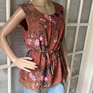 Blue Sand NWOT floral sleeveless long tie top